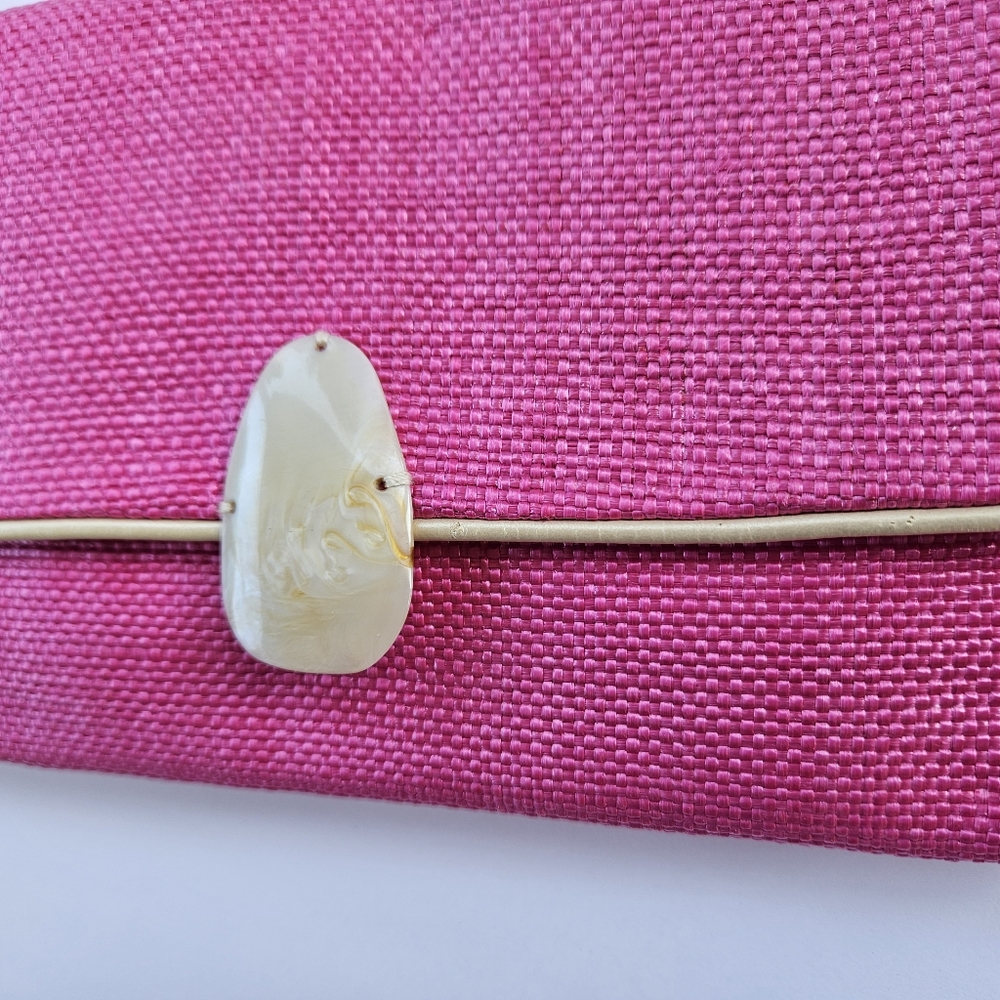 Avon Woven Shell Wristlet - Picture 10 of 10